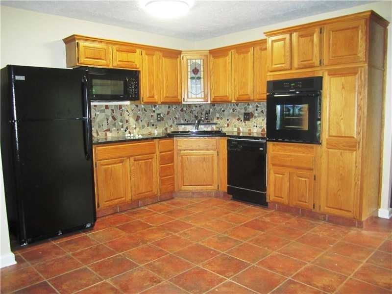 1017 Alden Dr - Photo 2 of 8