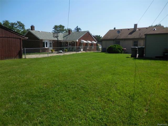 3644 Syracuse St - Photo 3 of 22