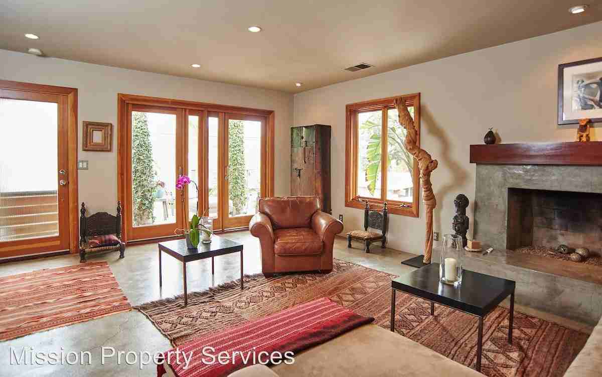 478 Dustin Dr - Photo 2 of 24