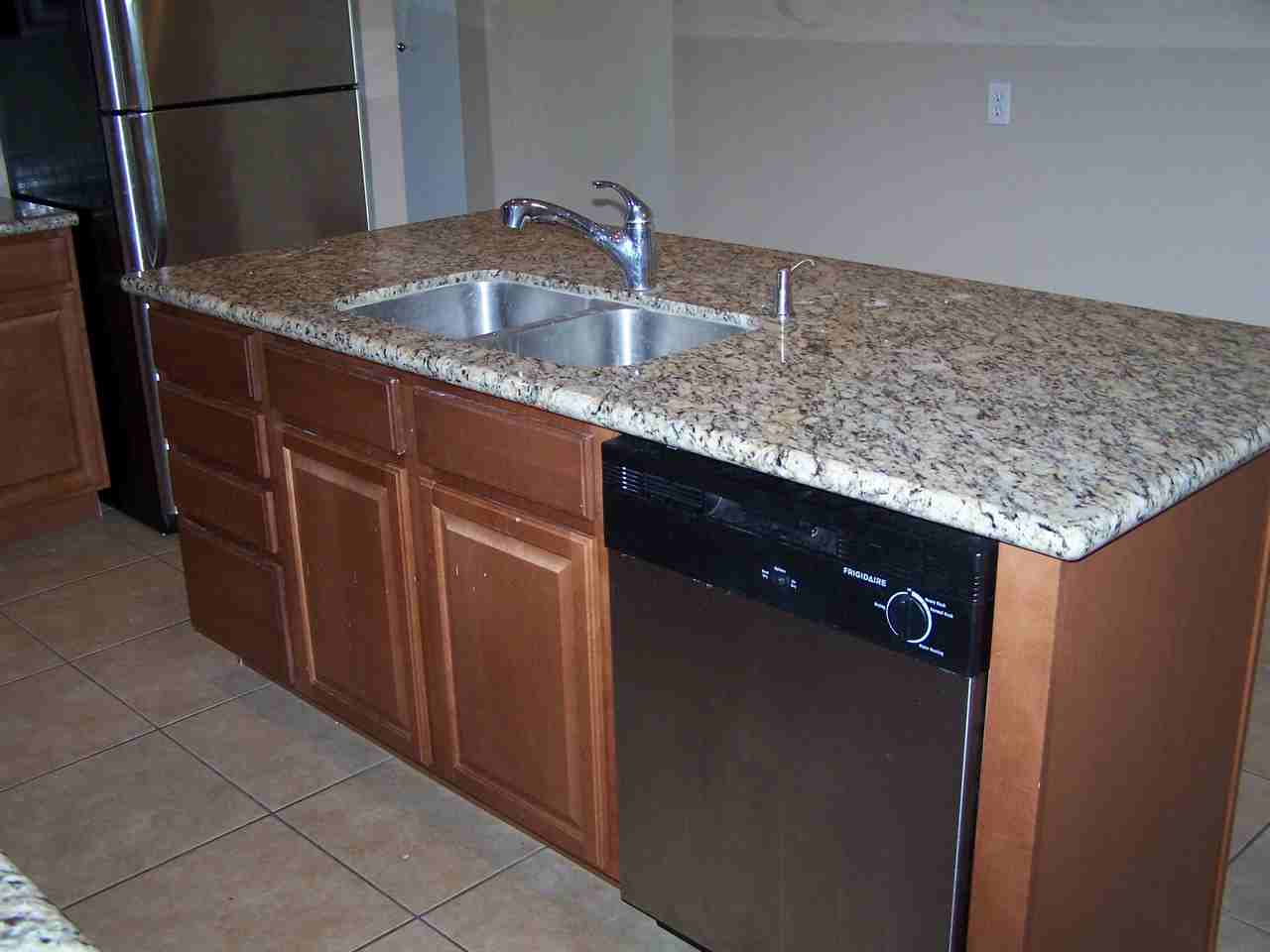 6732 E Moreland St - Photo 2 of 19