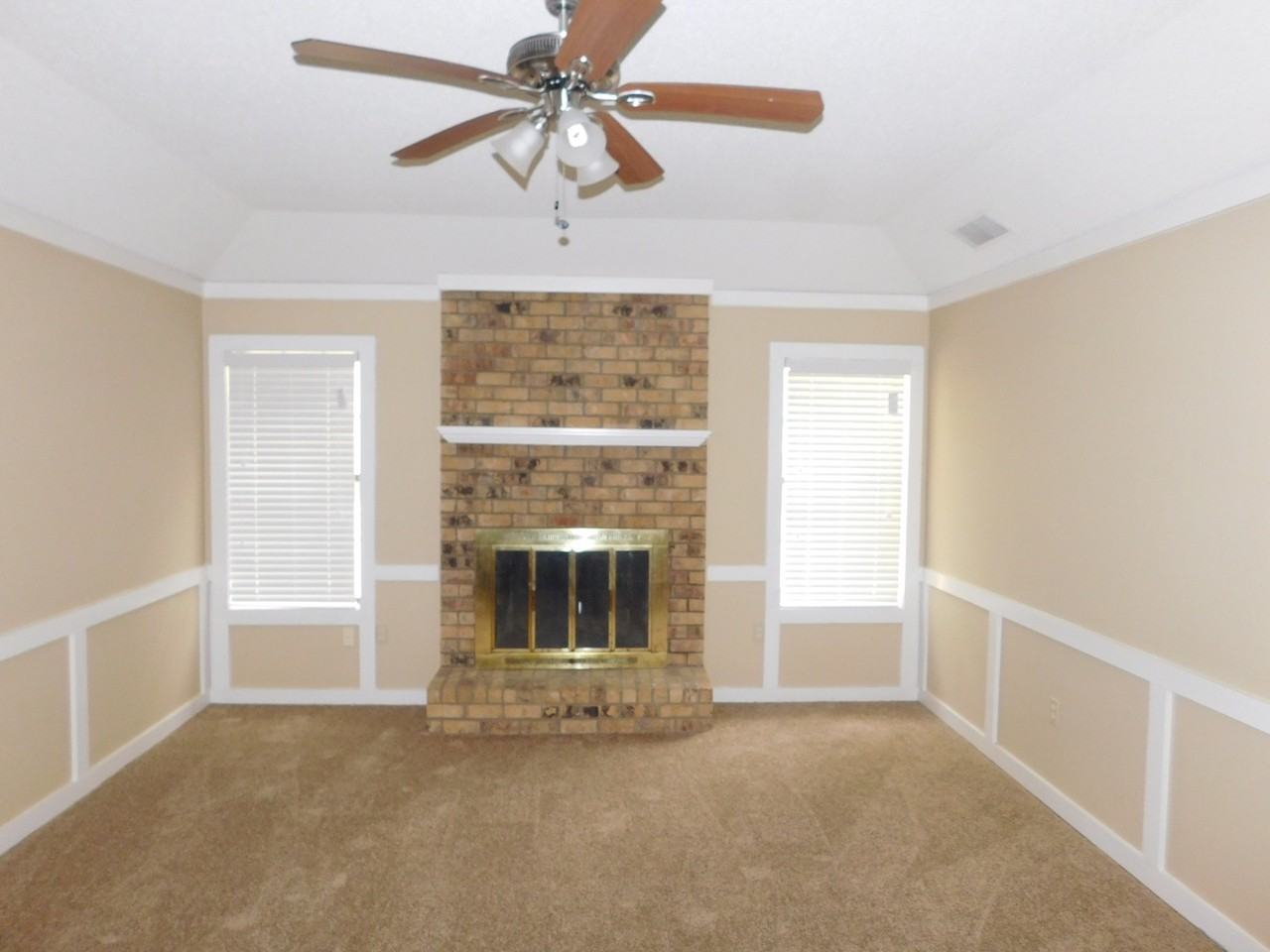 3272 Venson Dr - Photo 3 of 21