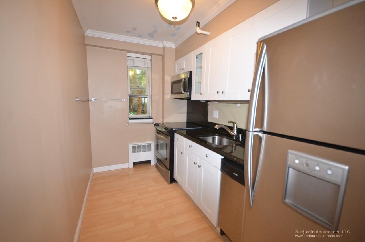 145 Pinckney Street #137