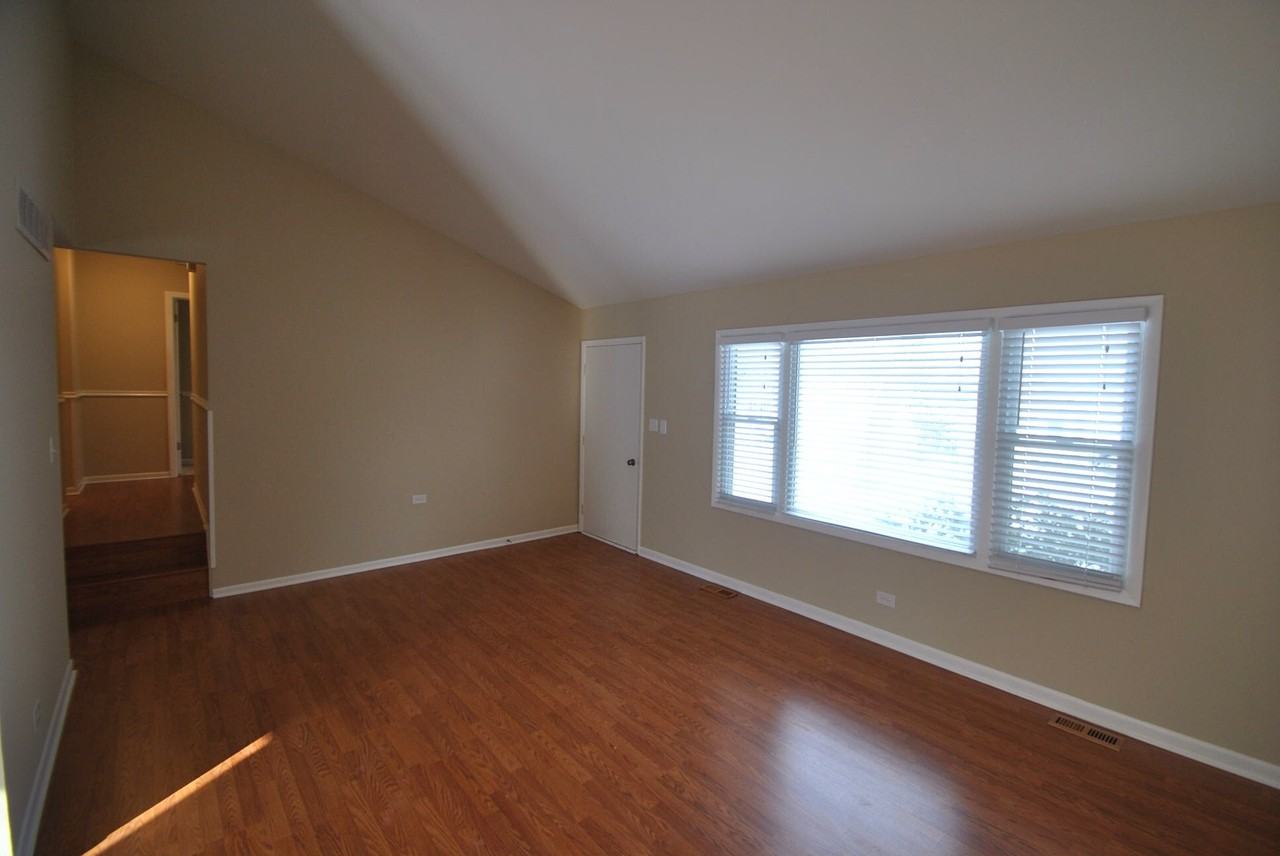 318 Pheasant Trail - Photo 2 of 9