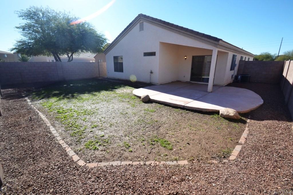 2205 S 106th Dr - Photo 2 of 10