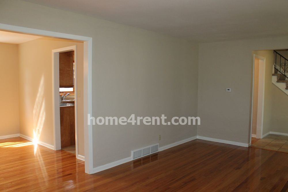 9022 Grant St - Photo 3 of 26