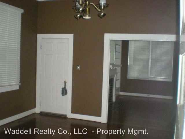 1433 Eberhart Ave - Photo 3 of 13