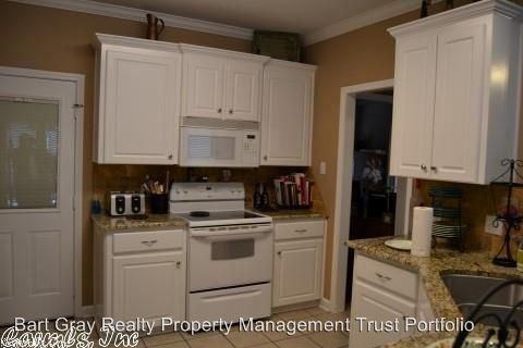 103 Foxcrest Cove - Photo 3 of 13