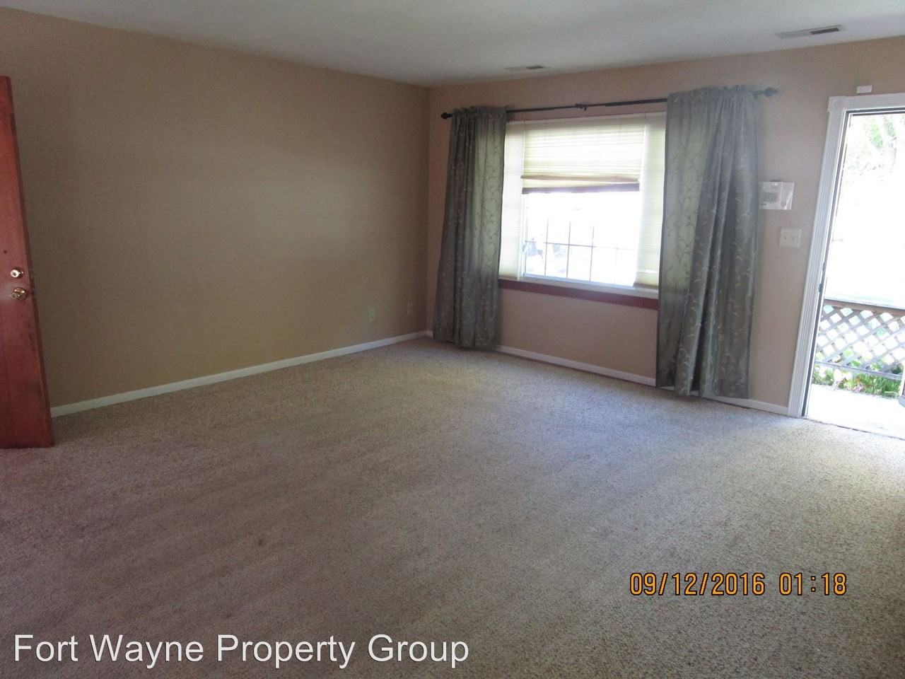 2915 Genesee Ave - Photo 3 of 10