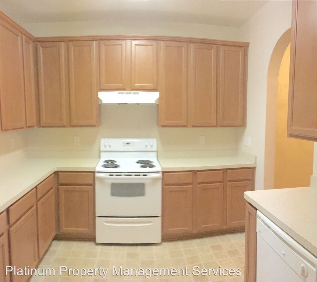 200 Rainier Ct - Photo 2 of 35