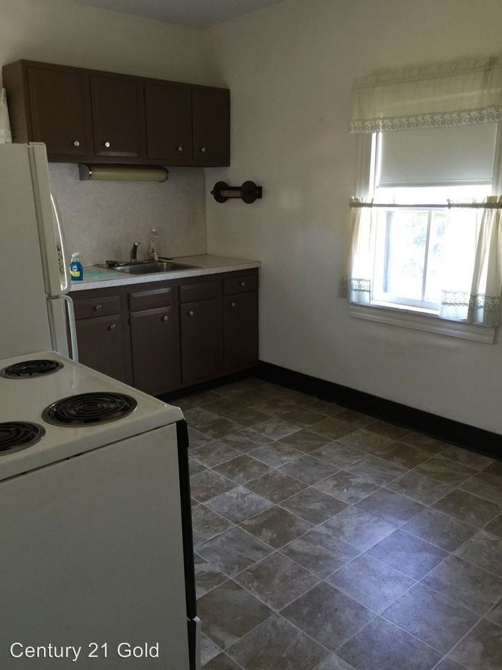 11 Maple St #2 - Photo 2 of 4