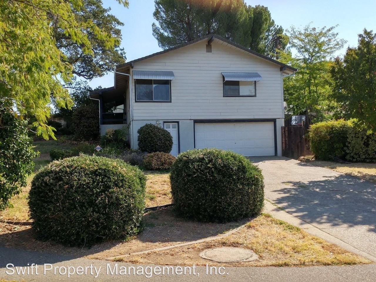 2855 Foothill Blvd - Photo 2 of 17