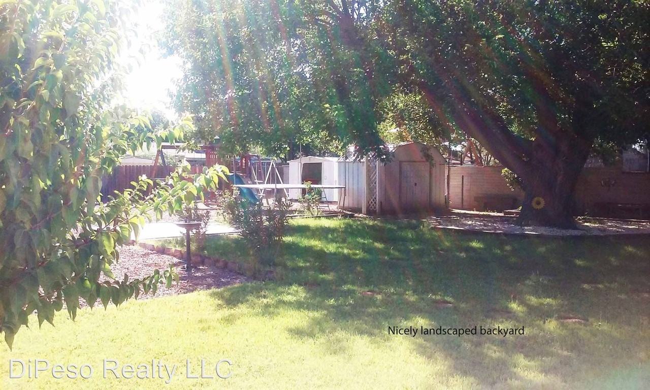 357 N Cochise Ave - Photo 3 of 17