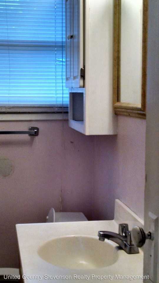 707 N East D St - Photo 3 of 6