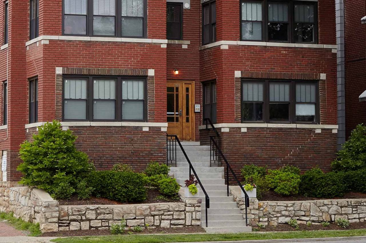 3408 Gillham Road - Photo 3 of 22