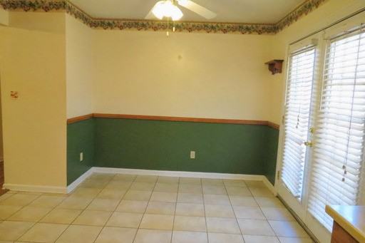 2325 Brynmahr Dr - Photo 2 of 11