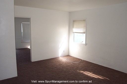 18514 Seine Ave - Photo 3 of 8