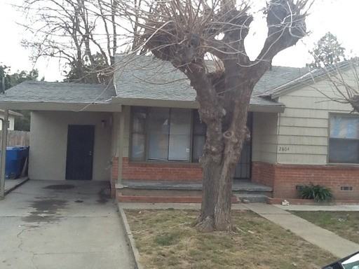 2804 34th Ave - Photo 2 of 10