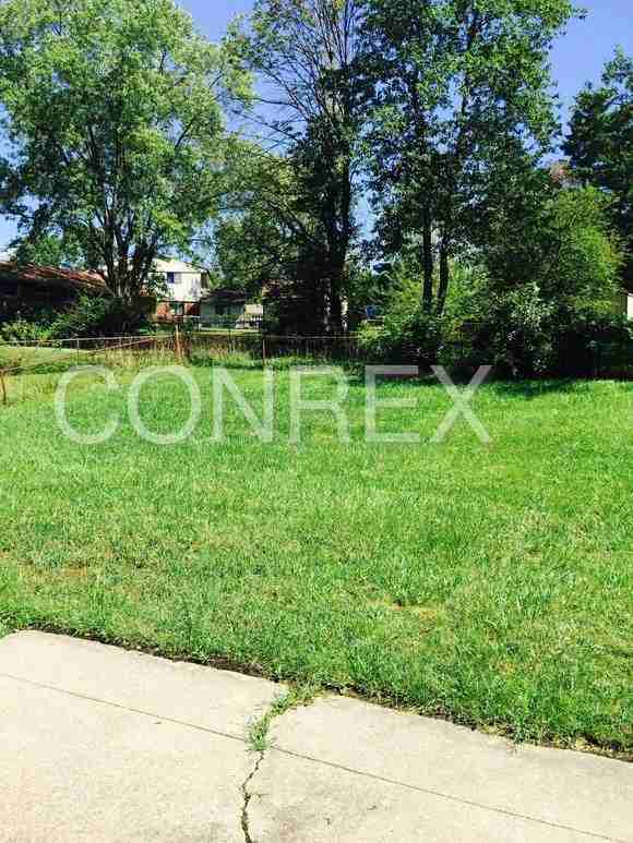 2372 Bluelark Dr - Photo 3 of 10