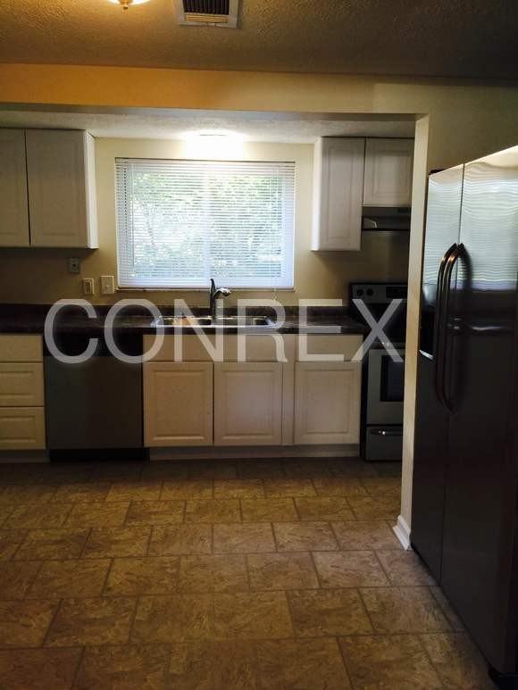 3899 Dieckman Ln - Photo 2 of 13