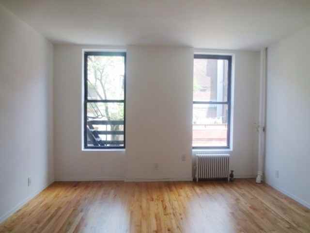 110 West 10th Street - Photo 2 of 3