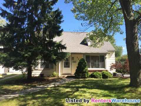 138 S 81st St - Photo 2 of 20