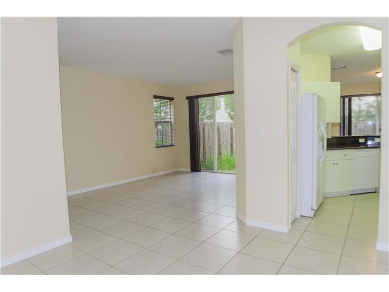 15305 SW 119th St #15305 - Photo 3 of 25