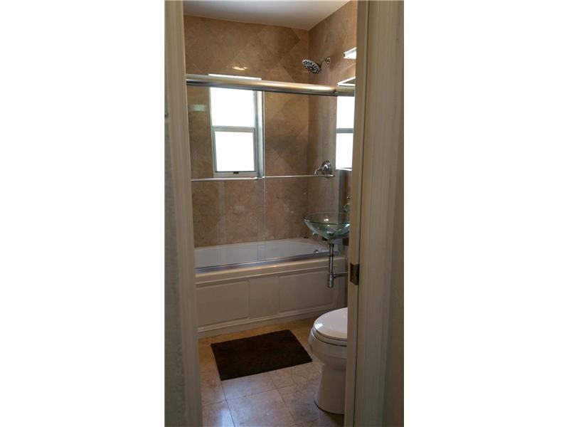 708 Boabadilla St - Photo 2 of 7