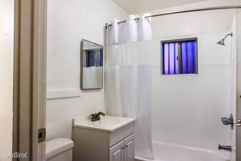 5356 Lexington Ave - Photo 3 of 8