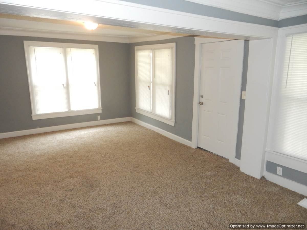 2534 E 68th Terrace - Photo 3 of 11