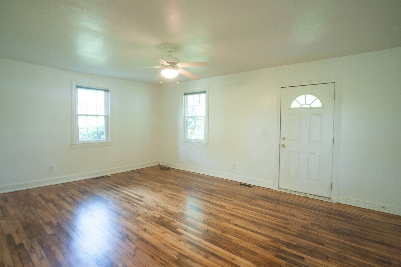 407 E 66th St - Photo 3 of 12