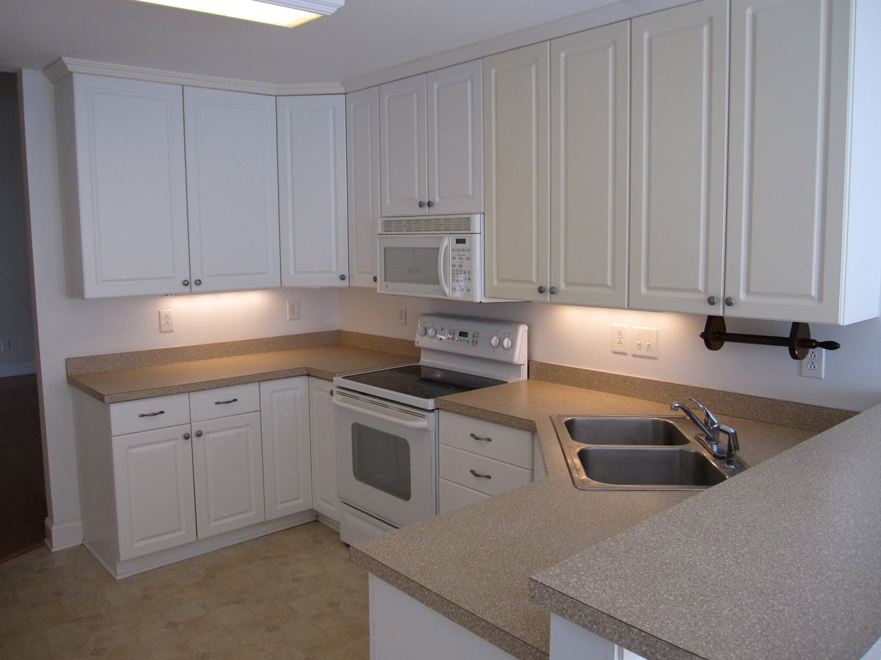 103 Faldo Lane - Photo 2 of 12