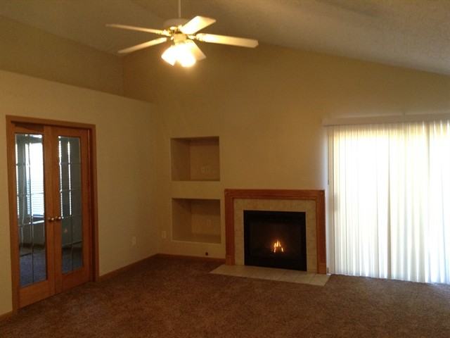 3156 Hogan Way - Photo 2 of 11