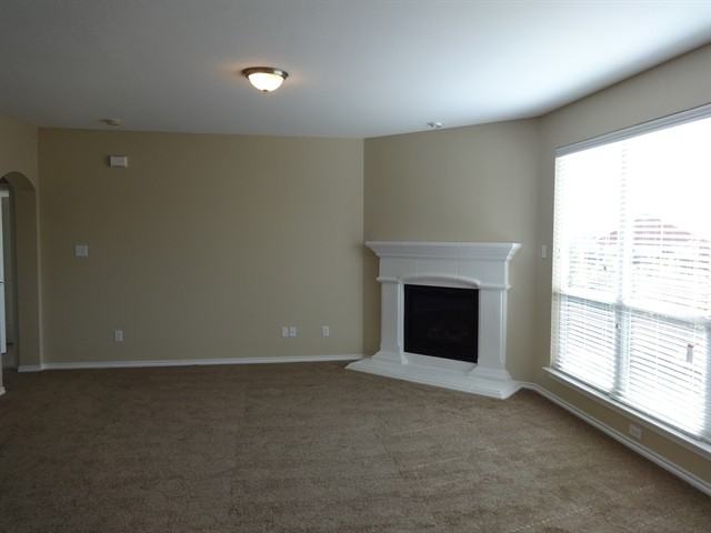 5704 Barrier Reef Dr - Photo 2 of 12