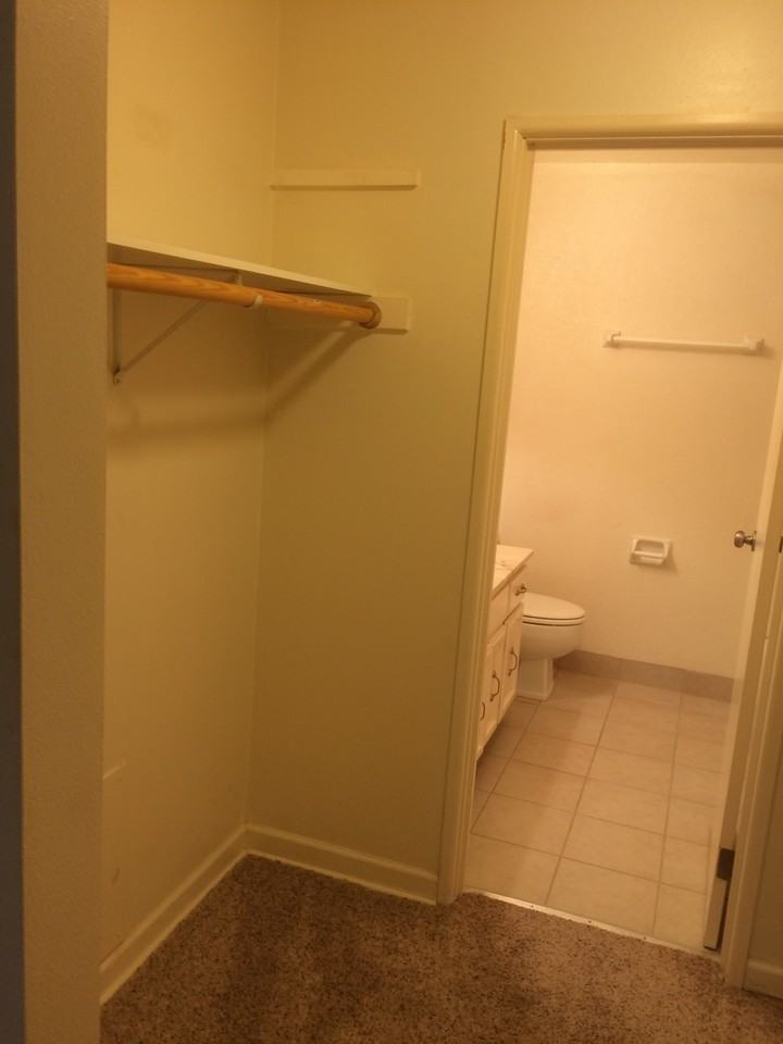 5253 North Lovers Lane Road - Photo 3 of 5