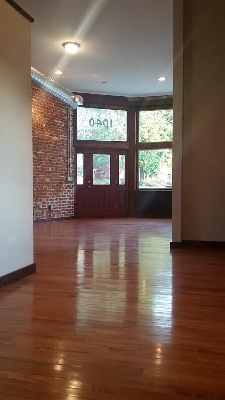 1040 East Missouri Avenue - Photo 3 of 9