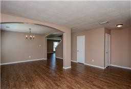 6611 Dillon Dr - Photo 3 of 20