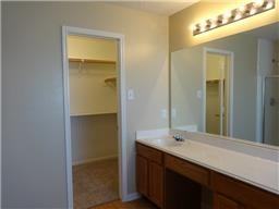 11815 Elizabeth Court - Photo 2 of 10