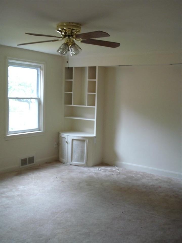 5117 Levindale Rd - Photo 3 of 11