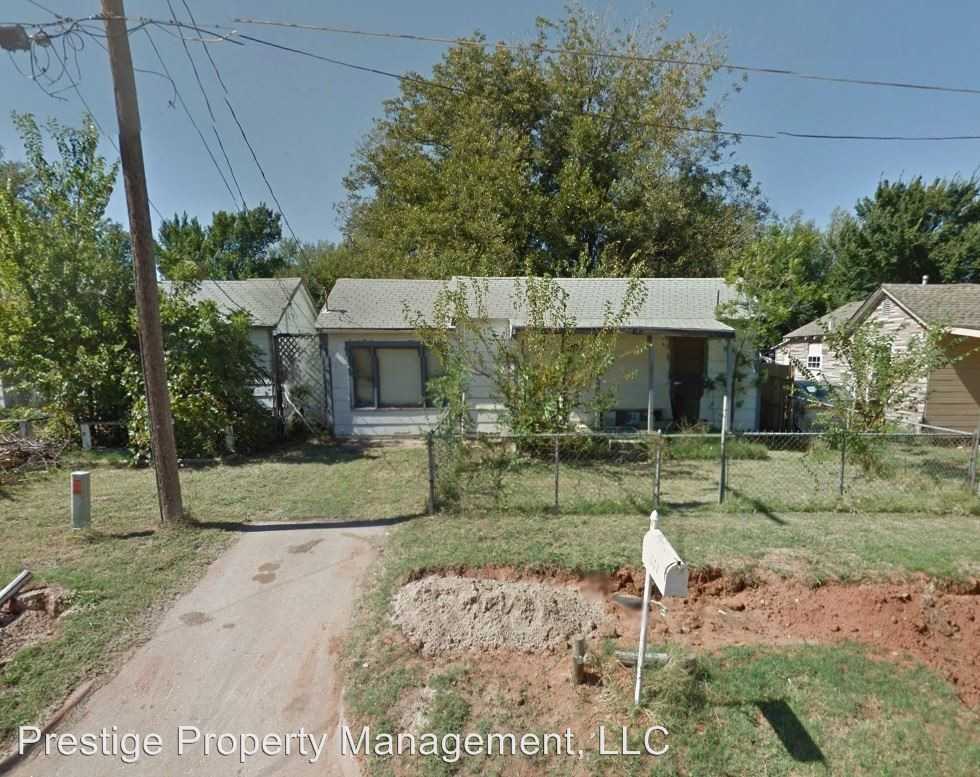 1447 Lenora Ave - Photo 2 of 5