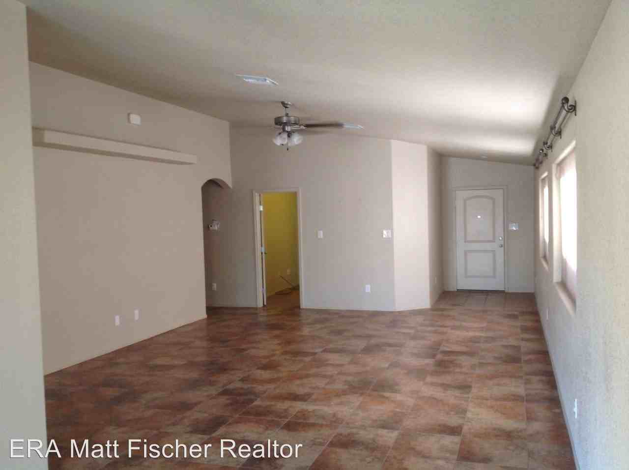 6580 E 33rd Ln - Photo 2 of 15