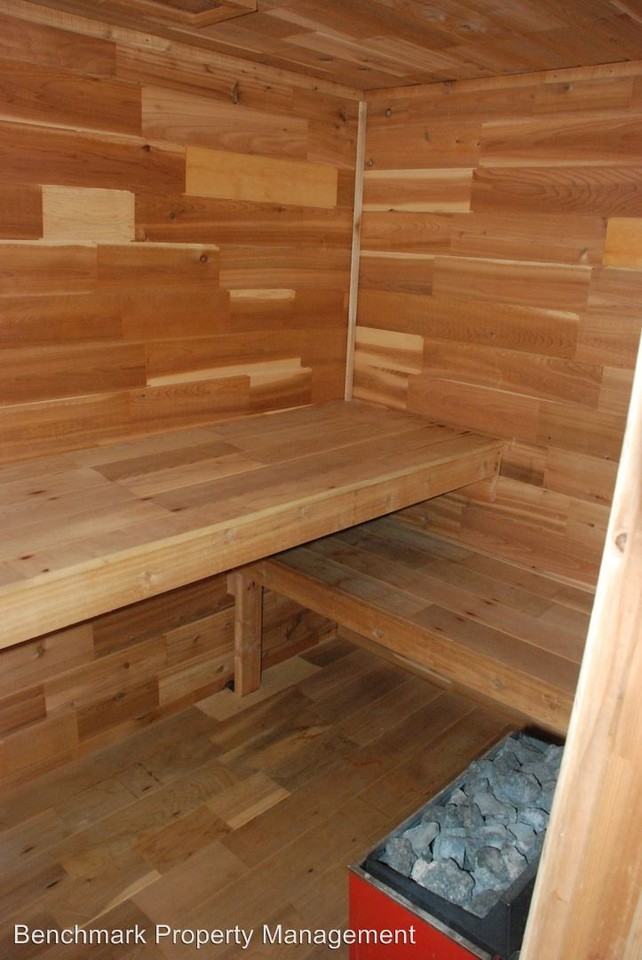 3313 Pine Hill Pl - Photo 2 of 17