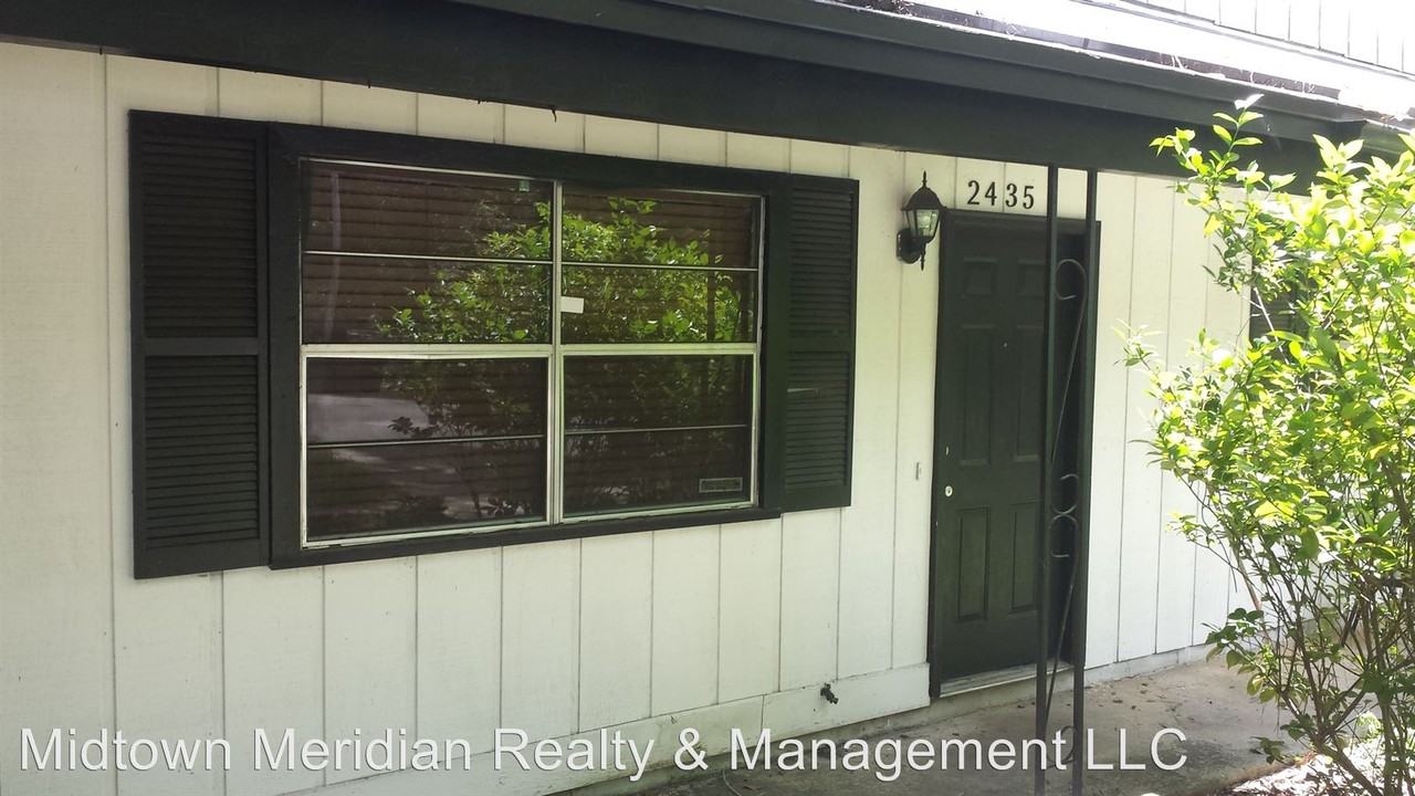 2435 Ramblewood Ct - Photo 2 of 11