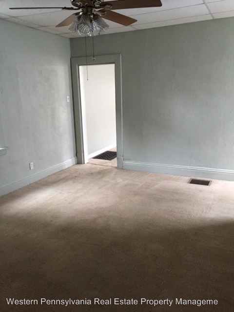 540 Harmony Ave - Photo 3 of 7