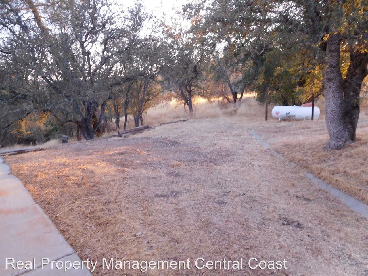 4044 Las Pilitas Rd - Photo 3 of 22