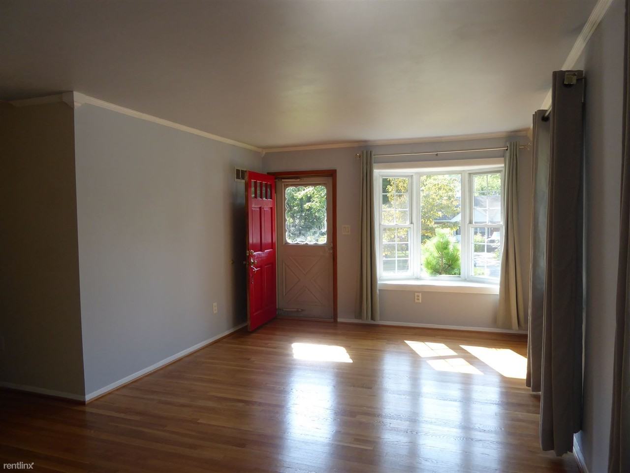 1815 Olmstead Dr - Photo 3 of 23