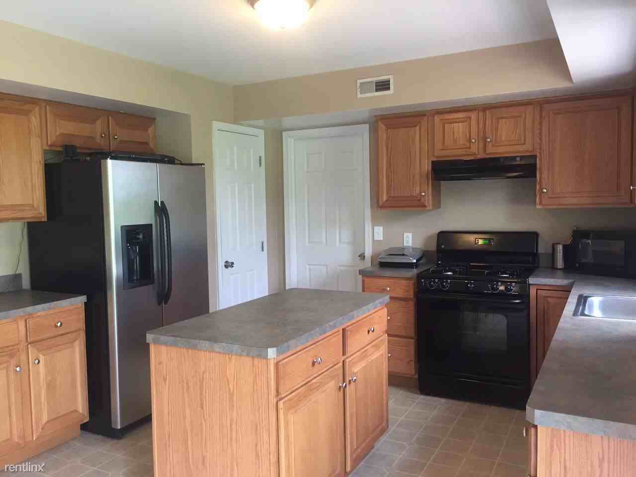 263 Buckhead Ln - Photo 2 of 10