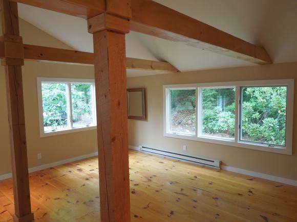 131 Hancock Rd - Photo 3 of 13