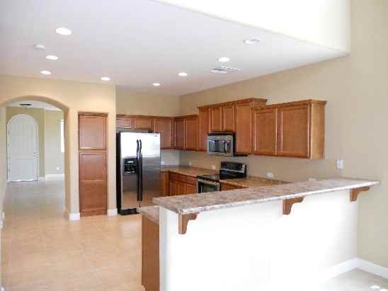 10851 W Woodland Ave - Photo 2 of 6