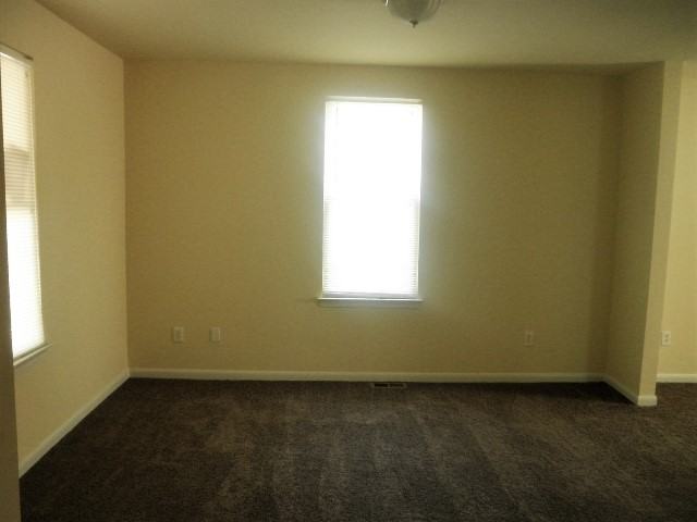 4205 Diller Ave - Photo 3 of 18