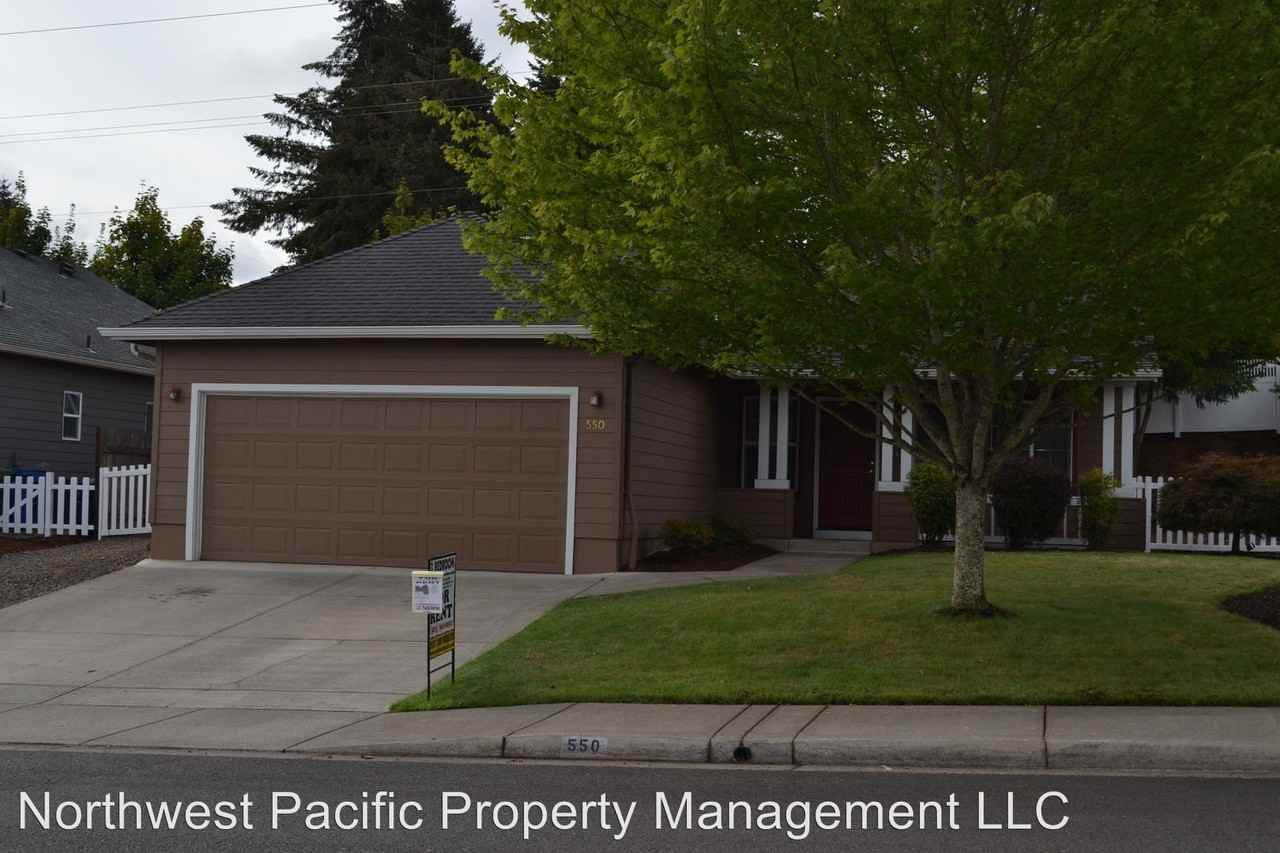 550 Summerview Dr - Photo 2 of 12